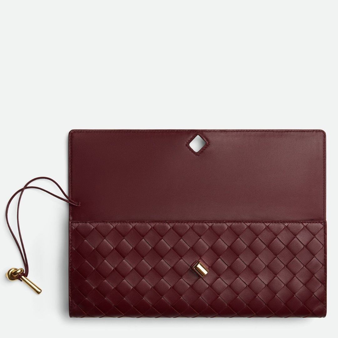 Regal Elegance Handtasche